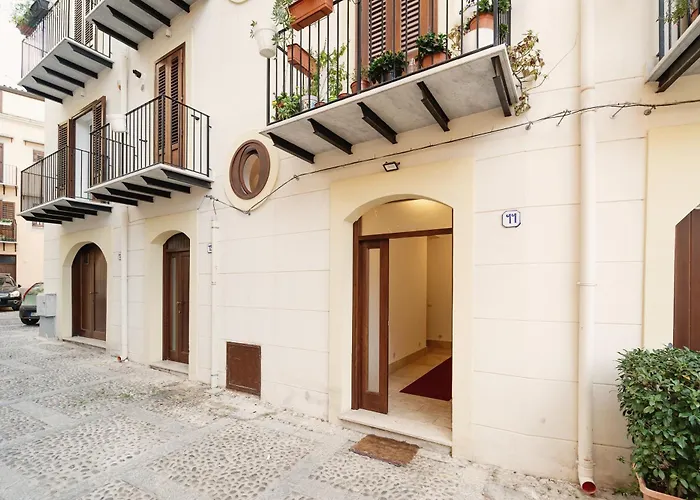 Tarzana 11 Apartment - Cala Di Palermo